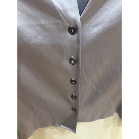 LInda Allard Ellen Tracy silver gray/ shimmery silk blouse size 8 wide cuffs - Picture 3 of 7